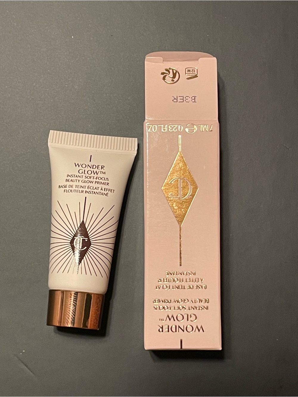 Charlotte Tilbury Wonder Glow Primer 0.23 FL OZ. - Light Pink with Rose Gold Cap